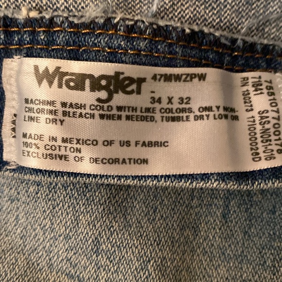 Wrangler Naturally Distressed Vintage Blokecore Denim Jeans 34/32 - Picture 2 of 16